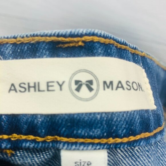 Ashley Mason Juniors Embellished Jeans High Rise Relaxed Frayed Hem Gems Size 1 - Picture 9 of 11